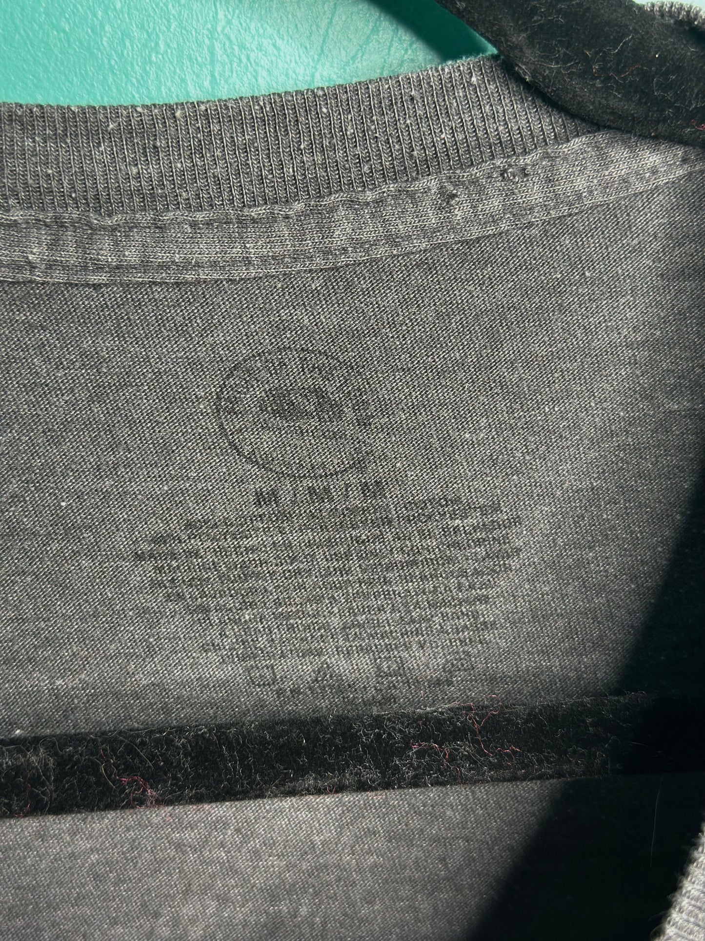 prairie rose linoprinted grey tshirt (m)