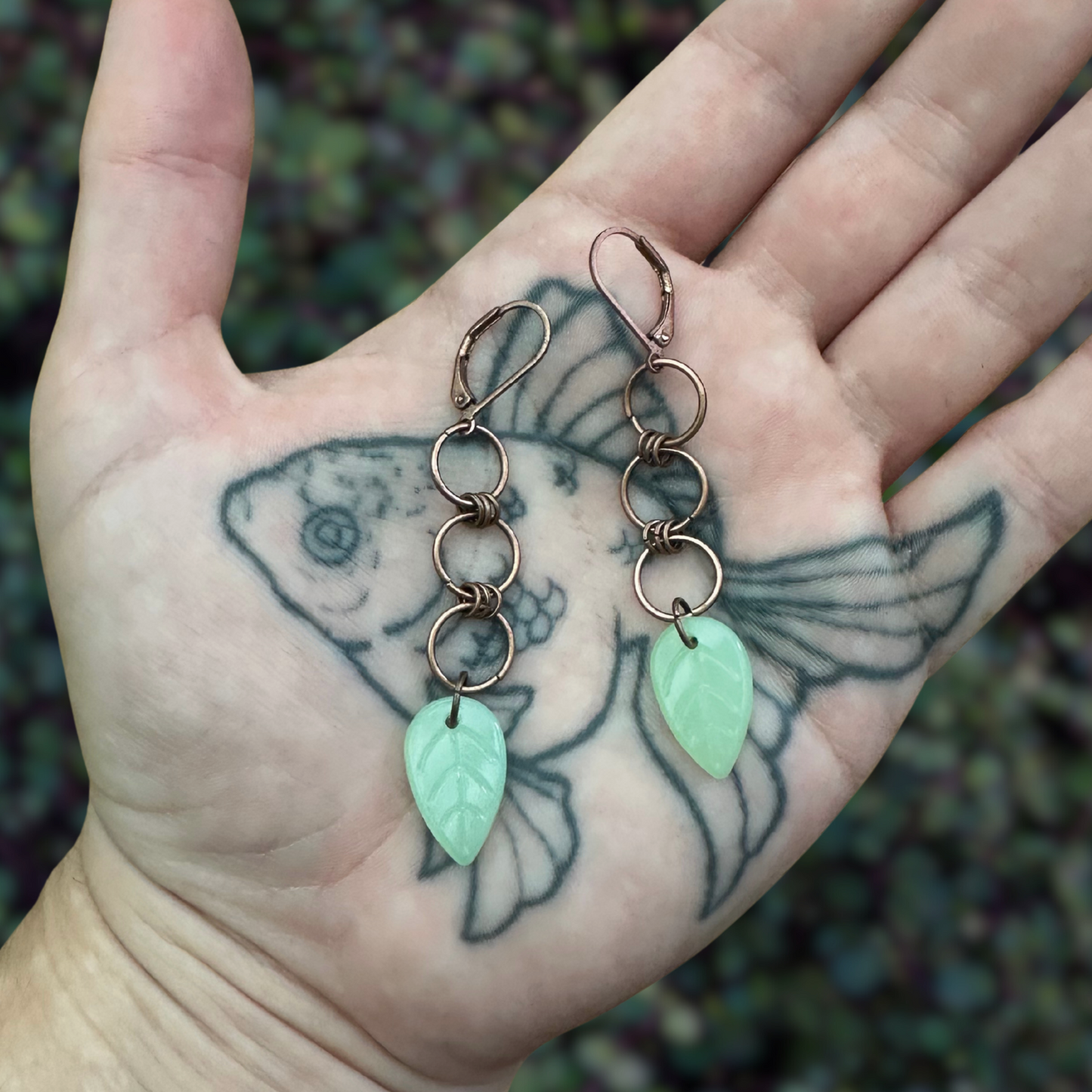 chain earrings with leaves