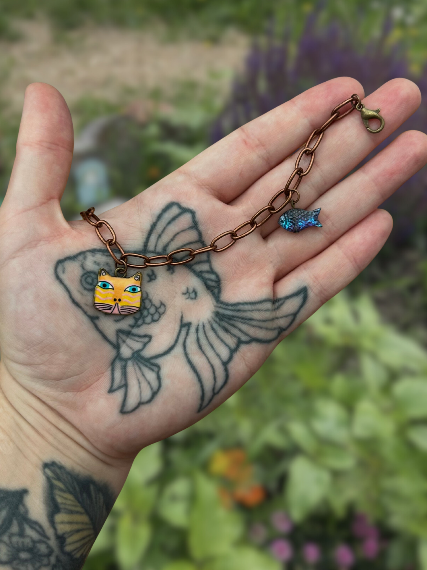 cat and fish mask chain