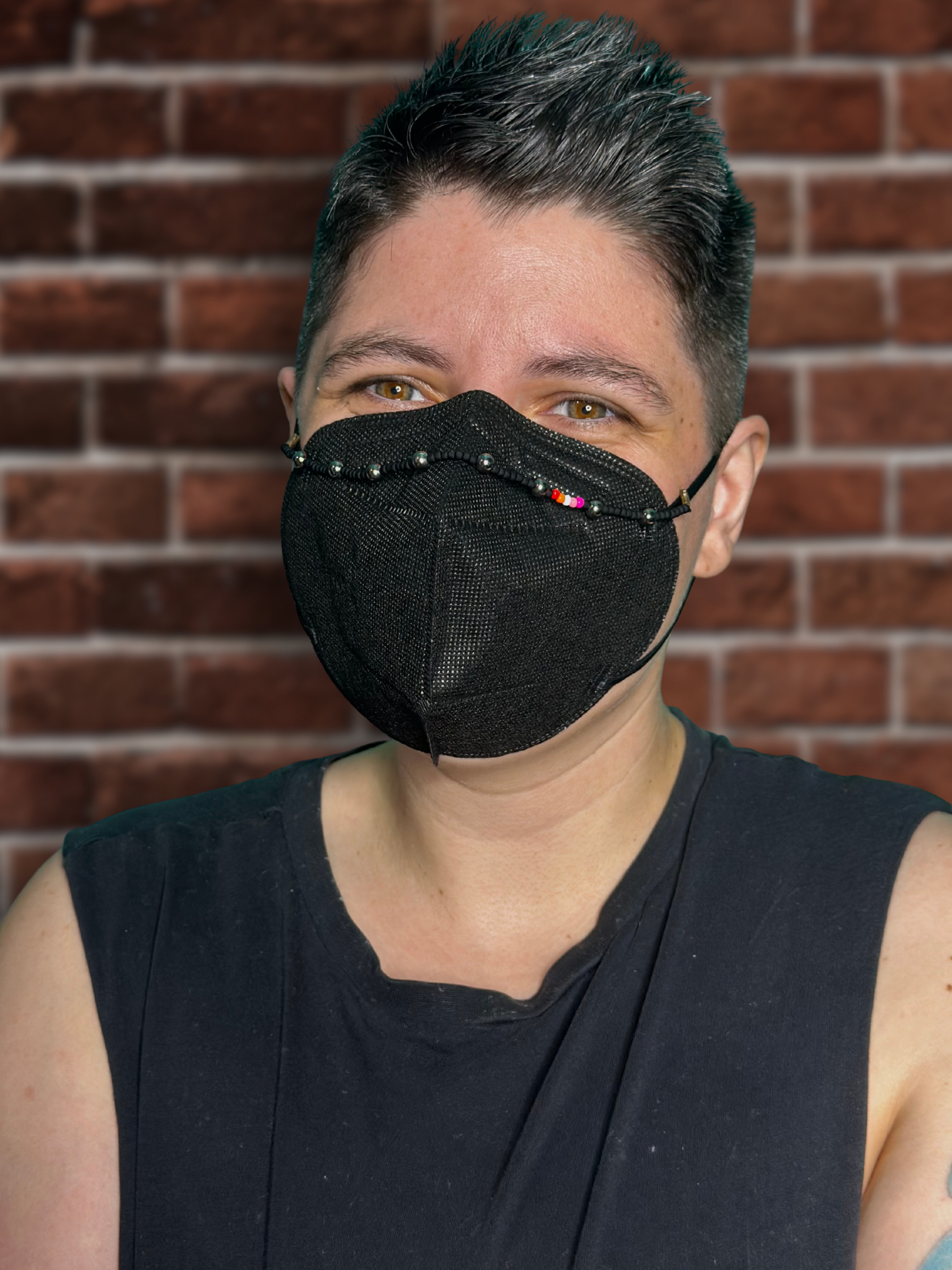 lesbian black mask chain